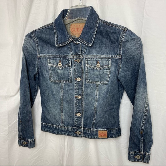 Guess Jean Denim Jacket Distressed Guess Patch 100% Cotton Layering Sz.Small - Picture 2 of 11
